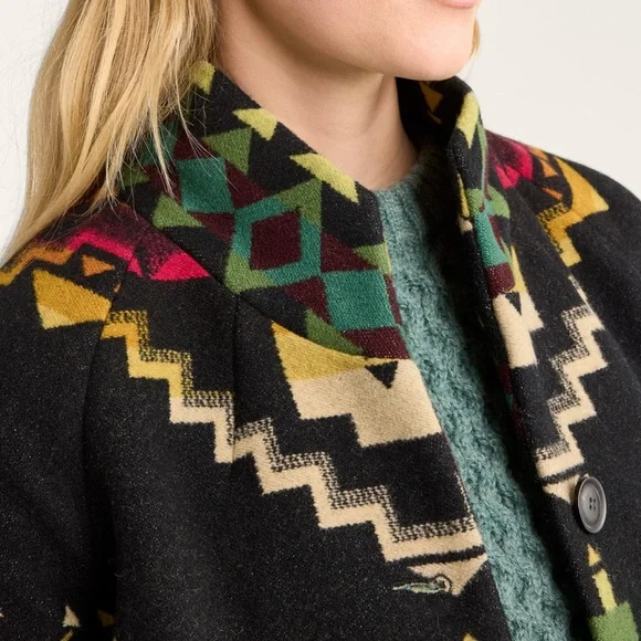 Archive Jacquard Wool Blend Collared Long Sleeve Button Up Coat